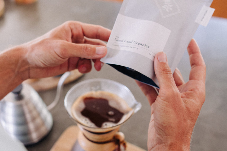 frinj-coffee-design-leo-basica-branding-1280×853